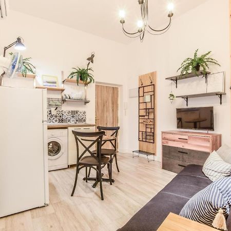 Apartamento Plaza De Lavapies Alquiler Temporal Madrid Kültér fotó